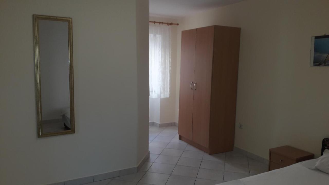 Apartman Dinka Baška Exterior foto